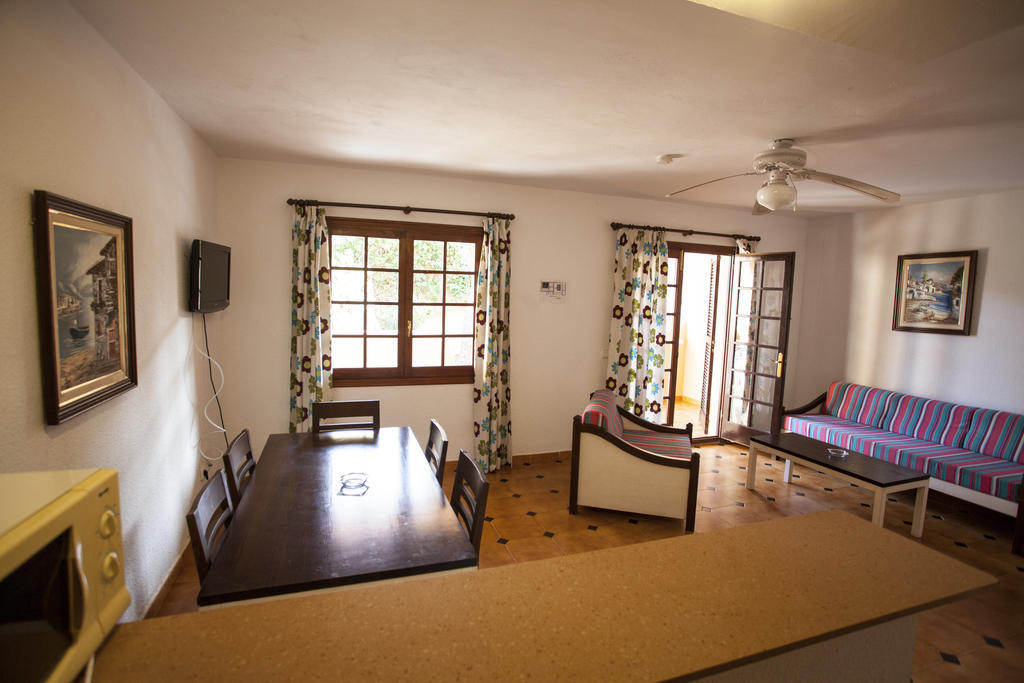 Bahia Park Otel Cala En Porter  Dış mekan fotoğraf