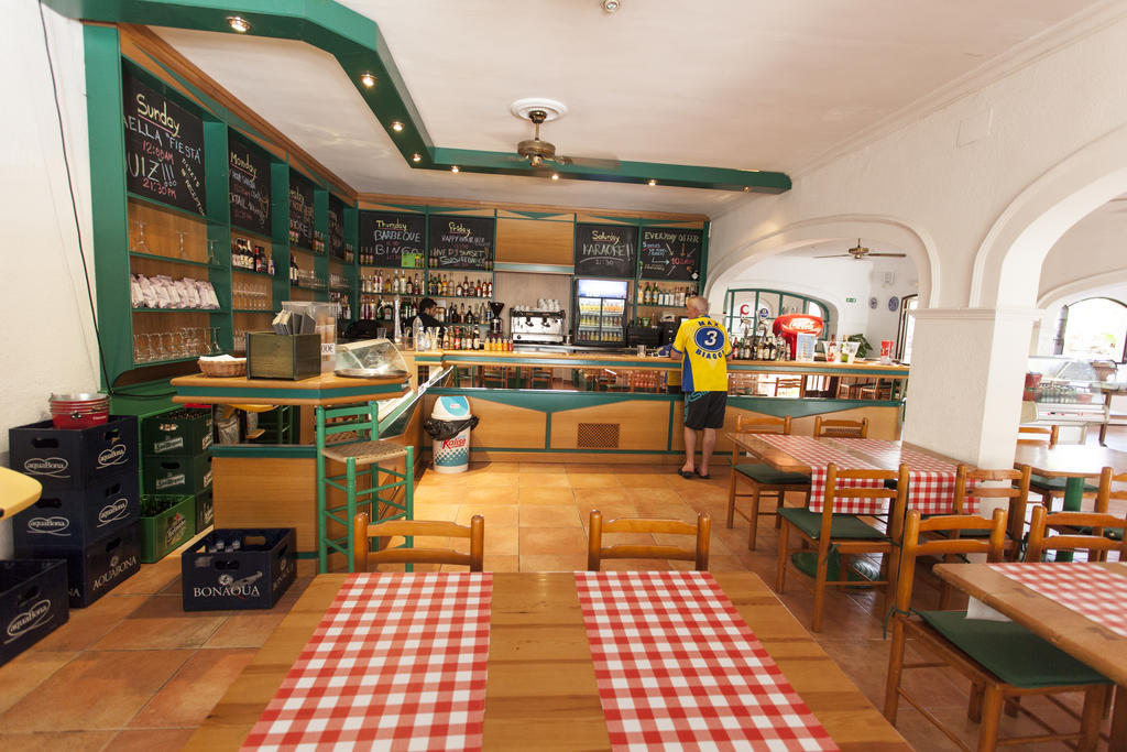 Bahia Park Otel Cala En Porter  Dış mekan fotoğraf