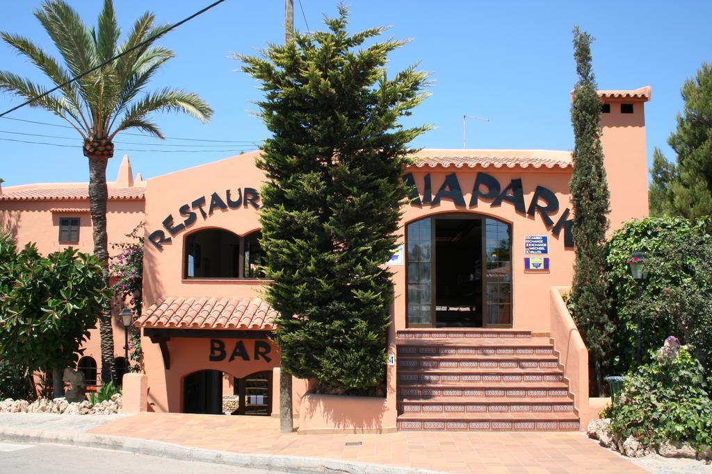 Bahia Park Otel Cala En Porter  Dış mekan fotoğraf