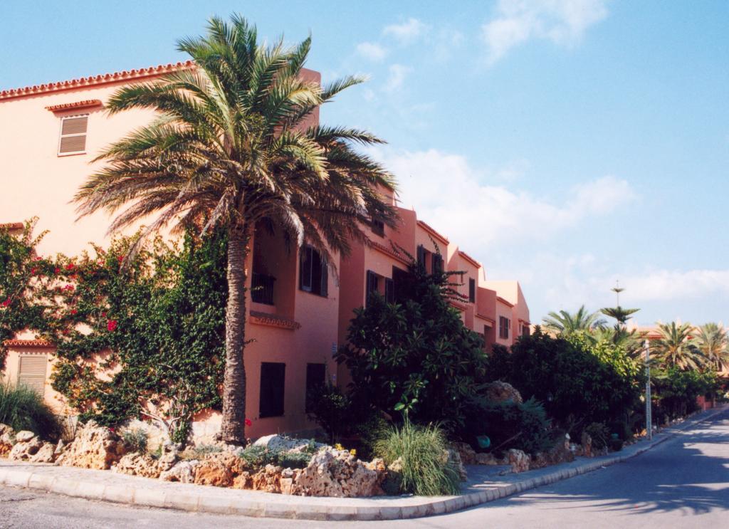 Bahia Park Otel Cala En Porter  Dış mekan fotoğraf